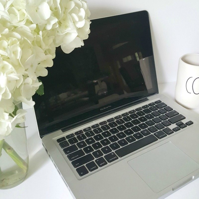 How to Become a Social Media Influencer