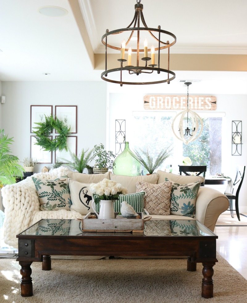 Friday Friends Parade 1 Fresh Spring Decorating Inspiration