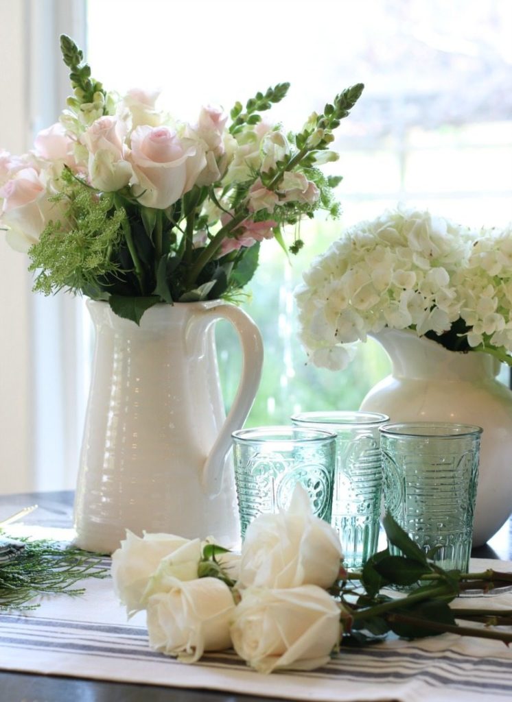 Friday Friends Parade 1 Fresh Spring Decorating Inspiration