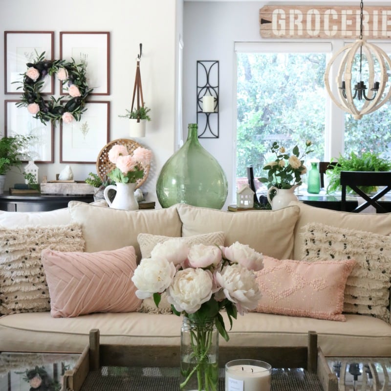 8 Easy Ways to Spruce Up Your Home with Pink Decor