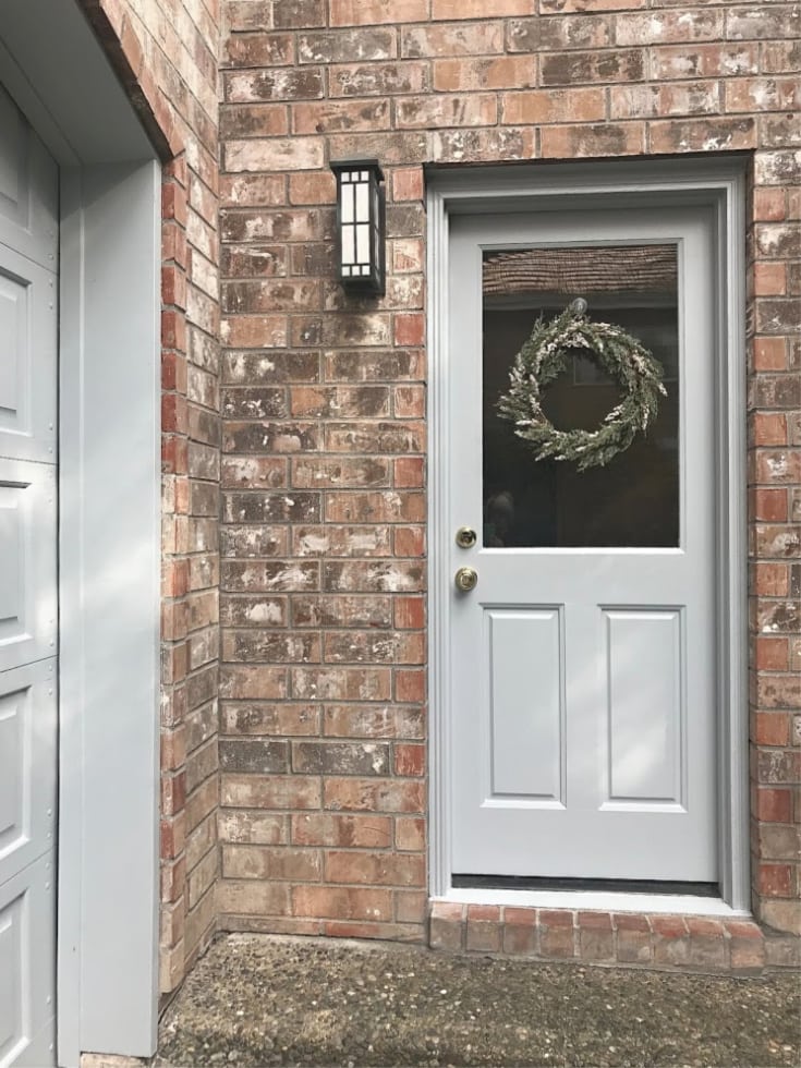 paint side door entrance