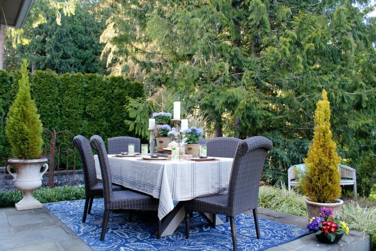 Outdoor celebrations dining table