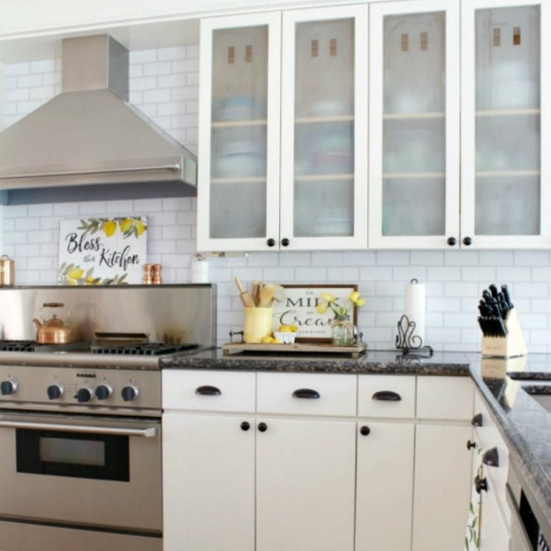 How to Paint Cabinets: Pro Painting Tips