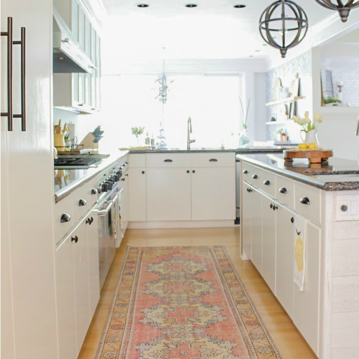 Best Diy Painting Projects You Need To Try The Design Twins - Diy Paint Wood Cabinets White Best Diy Painting Projects You Need To Try The Design Twins - Diy Paint Wood Cabinets White