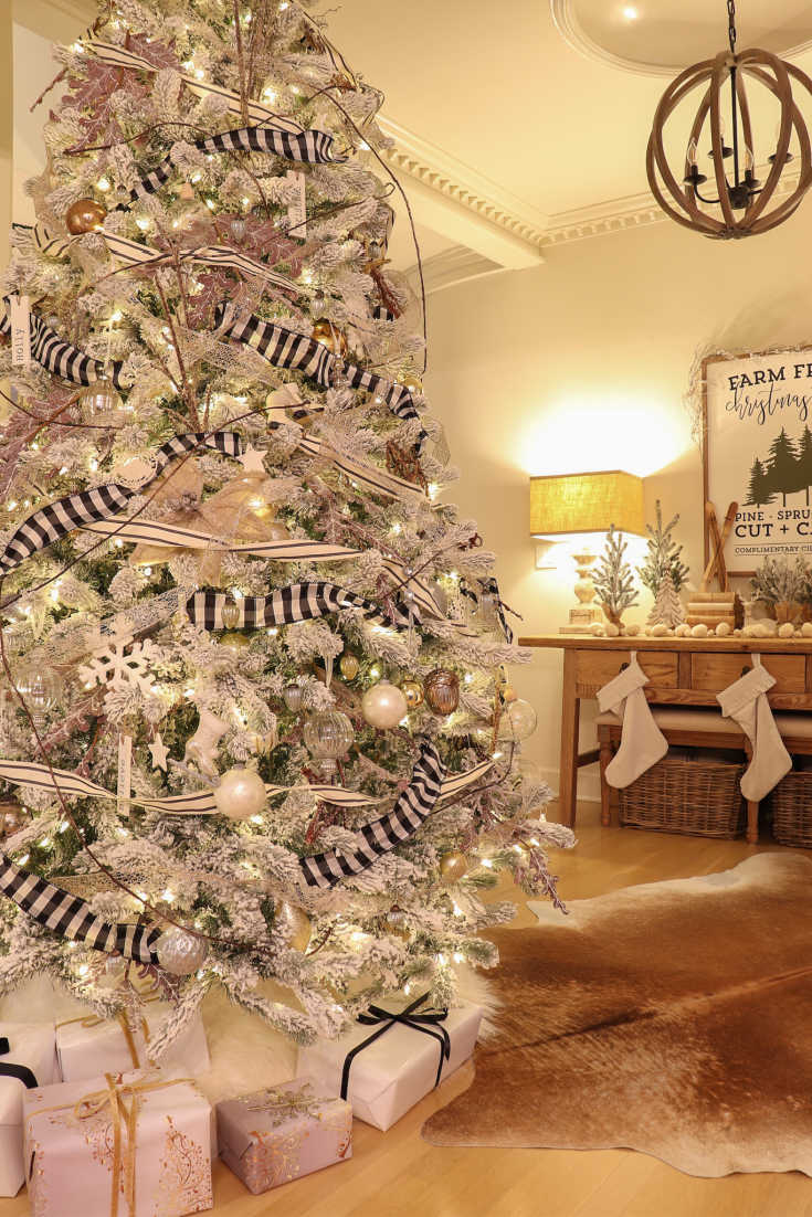 White Christmas tree ideas for your holiday decorating