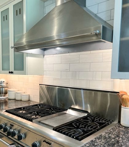 beautiful white marble backsplash transformed kitchen into modern updated space